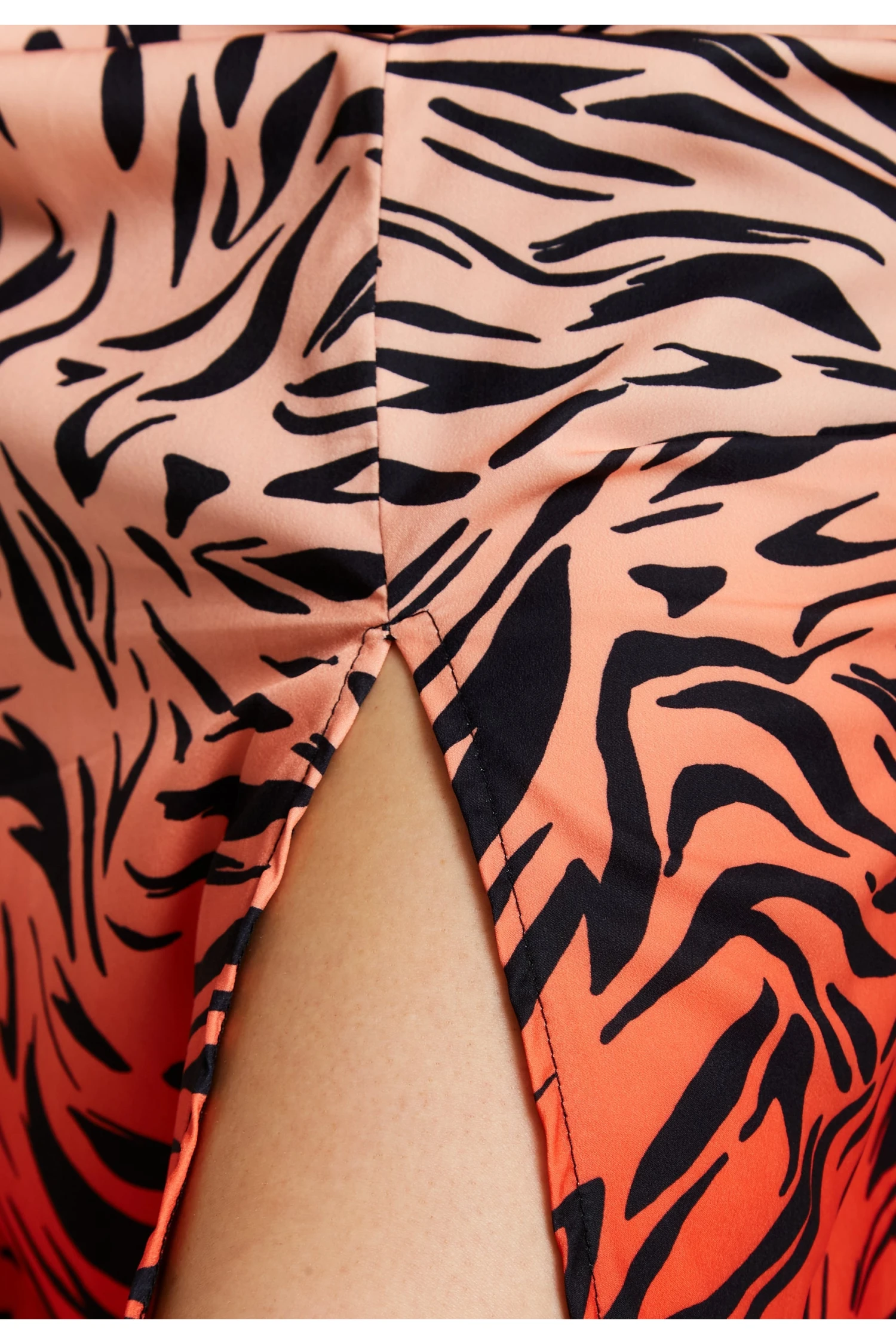 Liquorish Zebra Print Midi Dress With High Neck 7 Liquorish Zebra Print Midi Dress With High Neck - Image 7