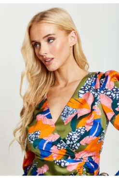 Liquorish Abstract Leaf Print Midi Ruched Dress In Olive 7 Liquorish Abstract Leaf Print Midi Ruched Dress In Olive -Sarto Vibe Sales t30bTtXP 13001